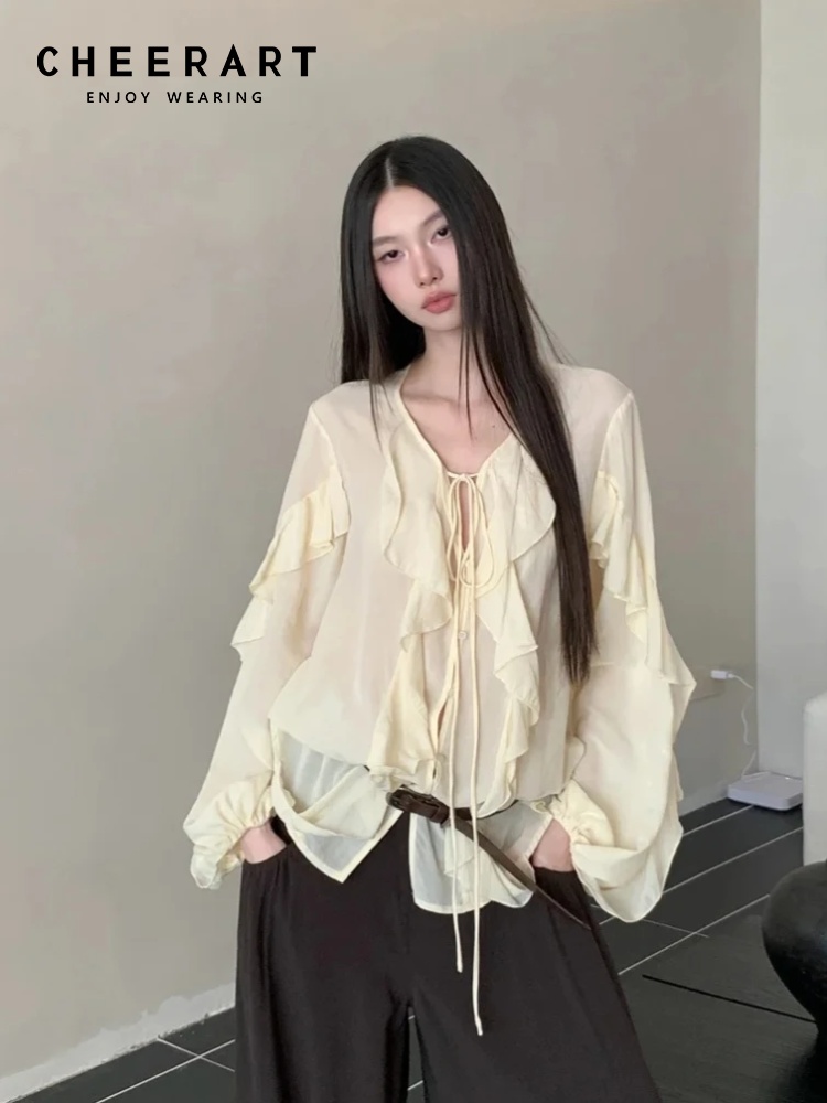 Street Fashion Fall 2025 - Blus CHEERART Kerut V-Neck Ikat Depan