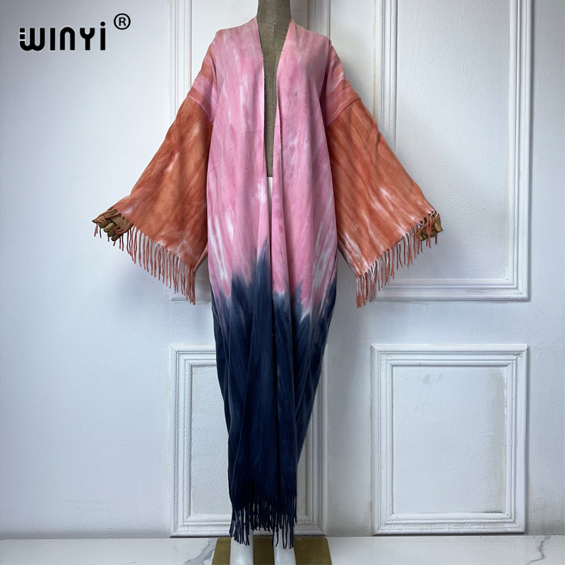 Street Fashion Dubai - WINYI cardigan rumbai Musim Dingin, jaket