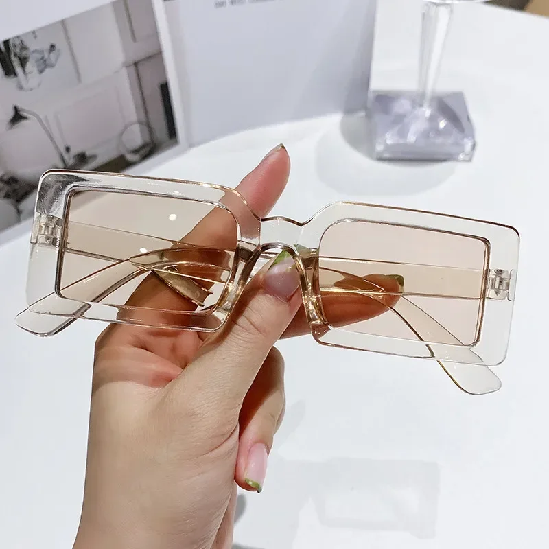 Street Fashion Glasses - Kacamata Hitam Bingkai Kecil Wanita Baru