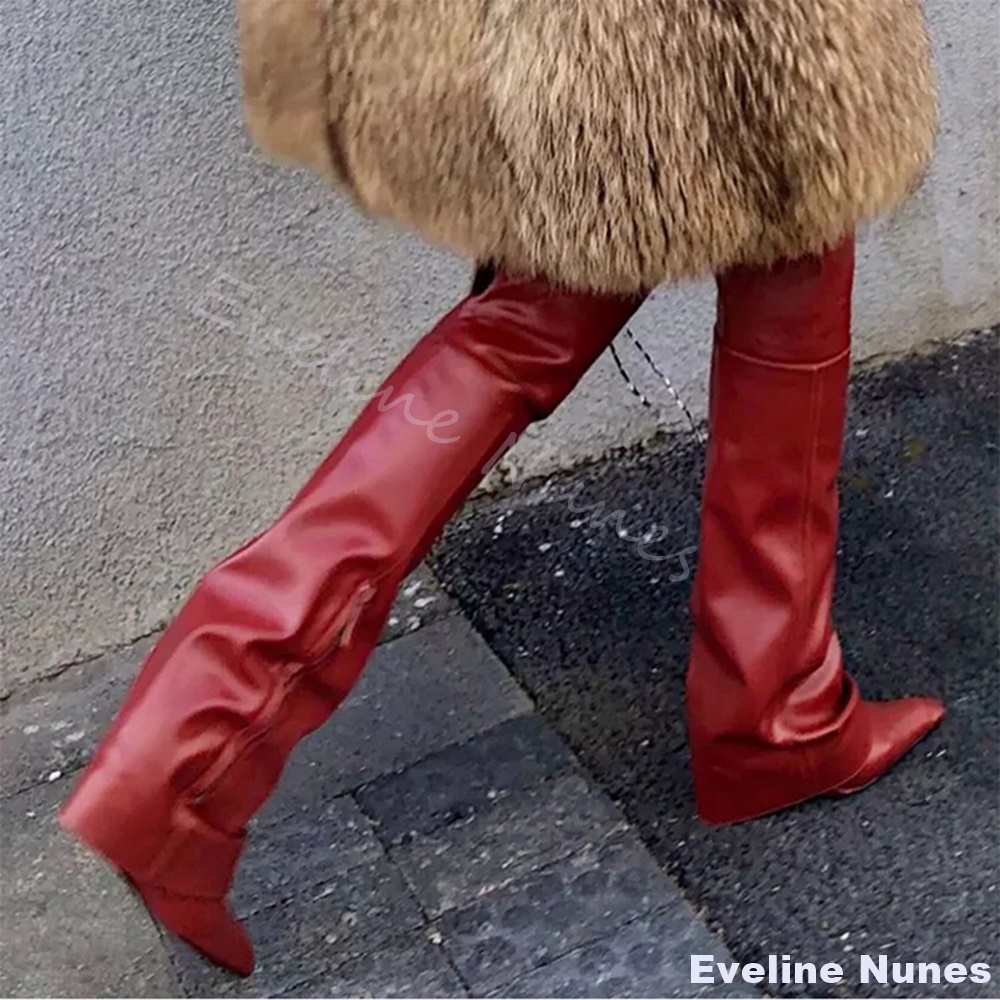 Street Fashion Rome 2025 - Sepatu Bot Wanita Model Runcing Terbaru