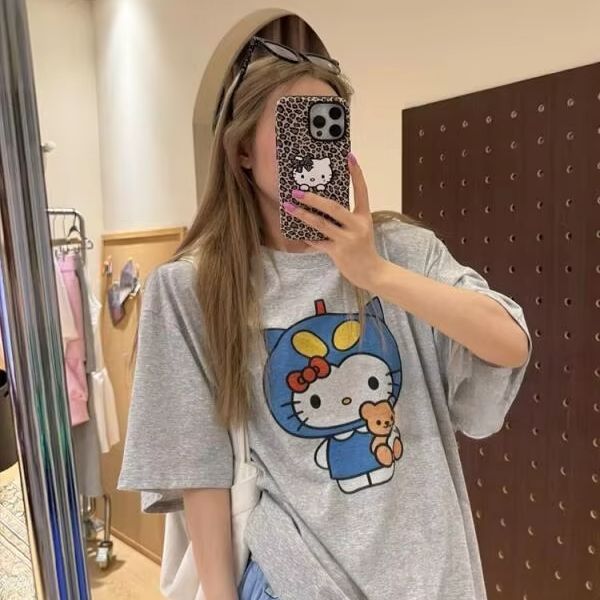 Street For Fashion - Kaus Cetak Hello Kitty Lengan Pendek