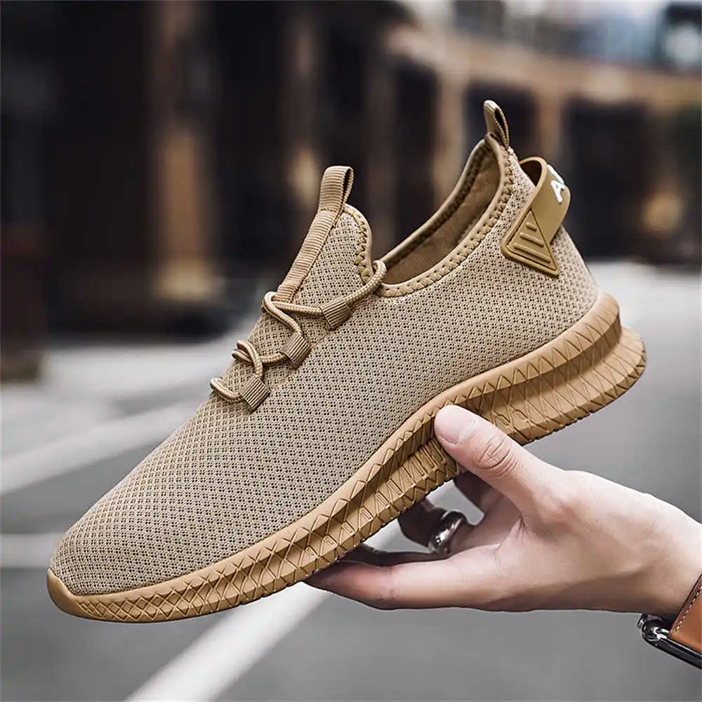 Street Fashion China Models - Demi-season sepatu kets lari pria, sepatu