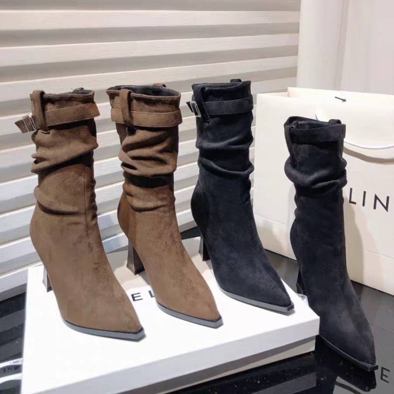 Street Fashion Fall 2025 - Sepatu Bot Wanita Model Lipit Setengah