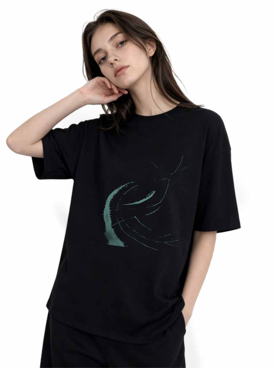 T-Shirt Street Shot Wanita Kat - Urban Street Fashion Photography ulasan dan harga