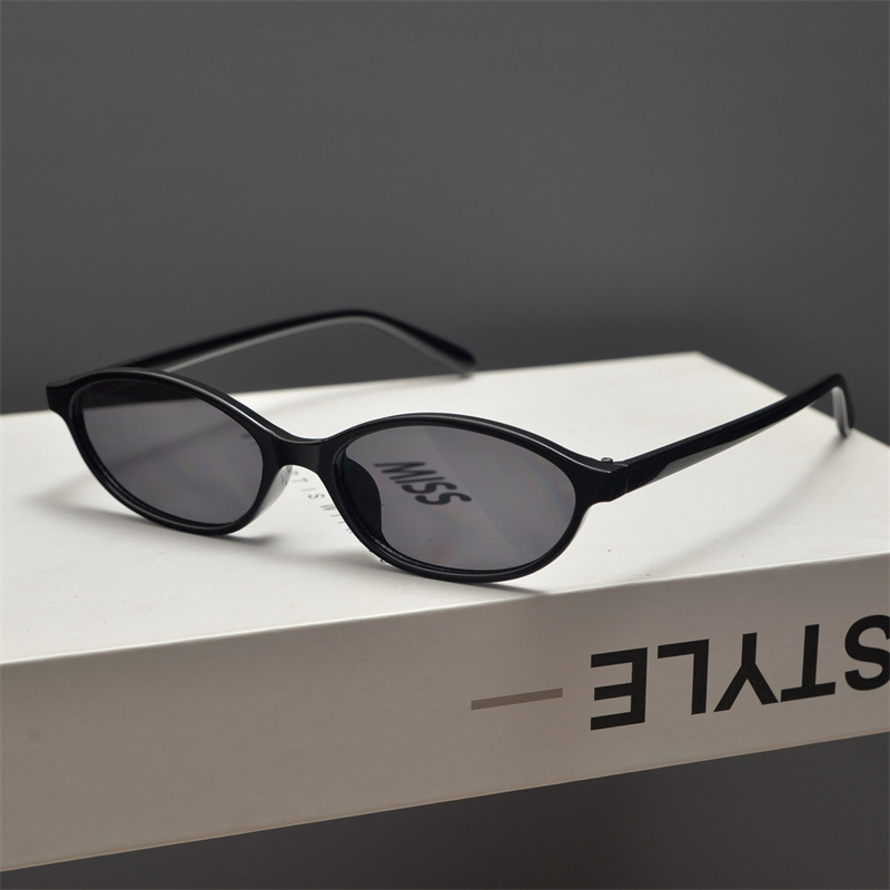 Kacamata Hitam Oval Cat Eye Re - Street Fashion Glasses ulasan dan harga