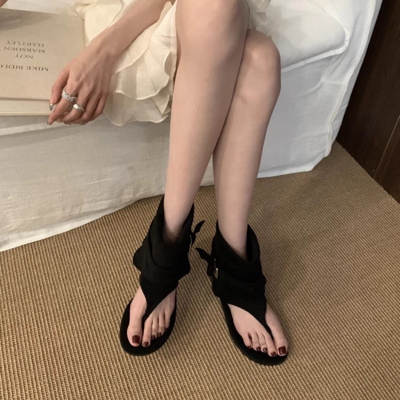 Sepatu Bot Sandal Wanita Musim - Street Fashion Rome 2025 ulasan dan harga