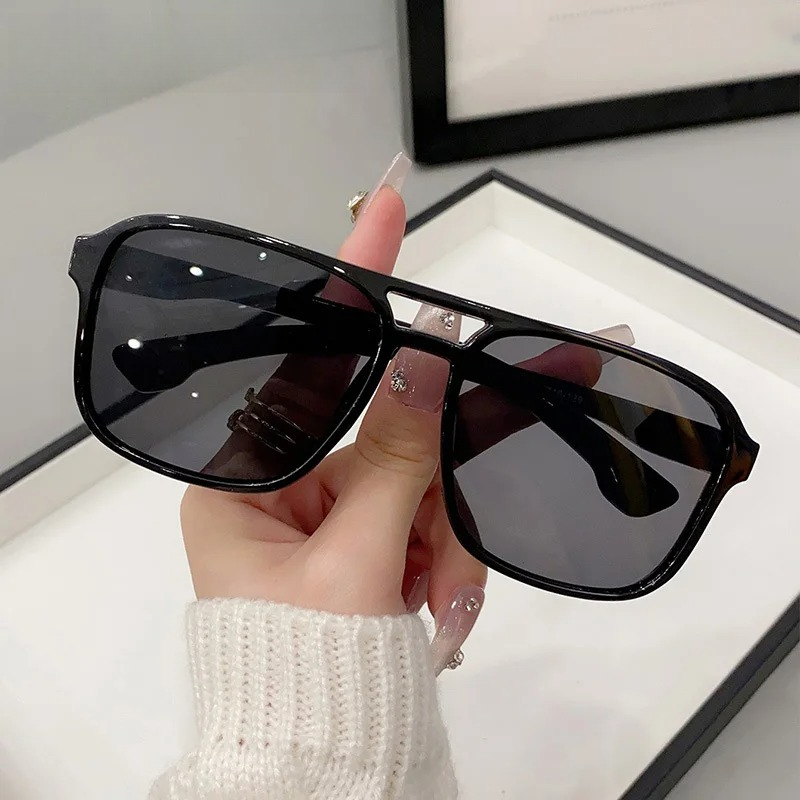 Kacamata Hitam Double Bridges  - Street Fashion Glasses ulasan dan harga