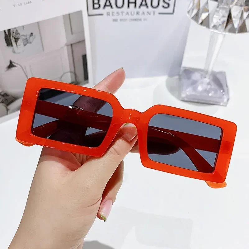 Kacamata Hitam Bingkai Kecil W - Street Fashion Glasses ulasan dan harga