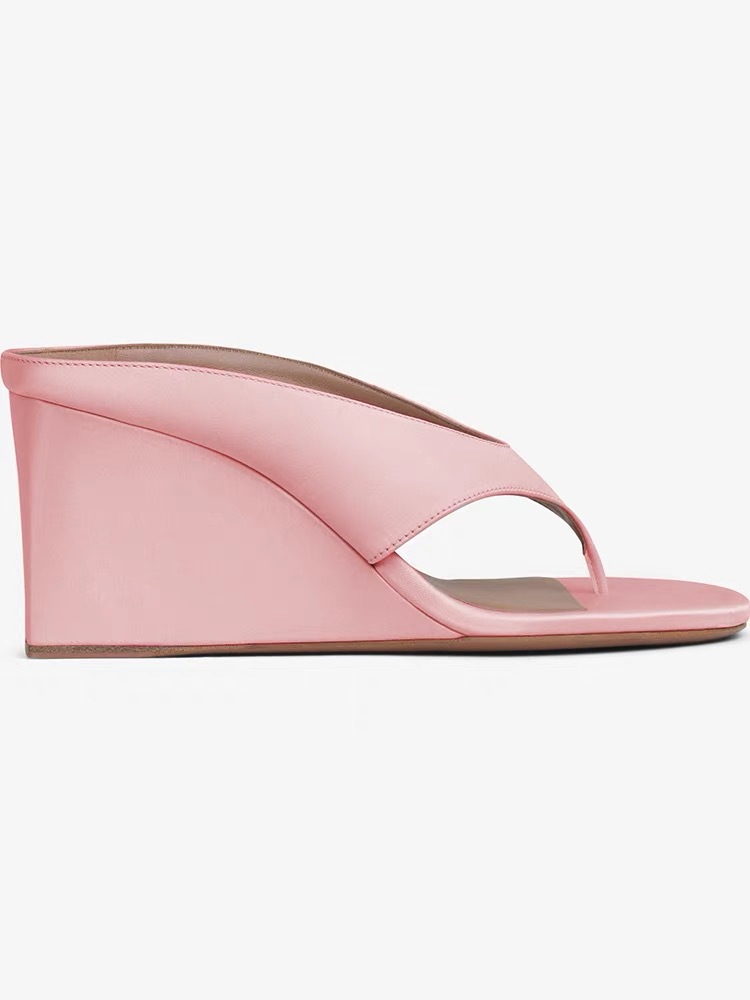 Sandal Roma Wanita Musim Panas - Street Fashion Rome 2025 ulasan dan harga