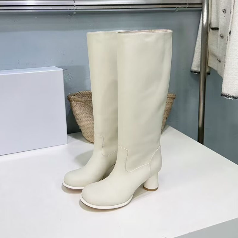 Sepatu Bot Kulit Asli Wanita F - Street Fashion Rome 2025 ulasan dan harga